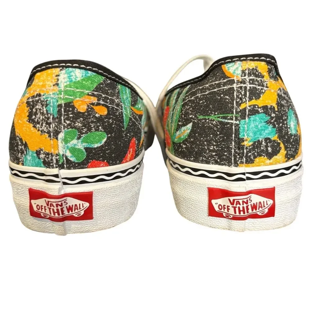 Limited Edition Vans X Crayola Skate Shoe Sneakers, Men Size 6, Women Size 7.5
